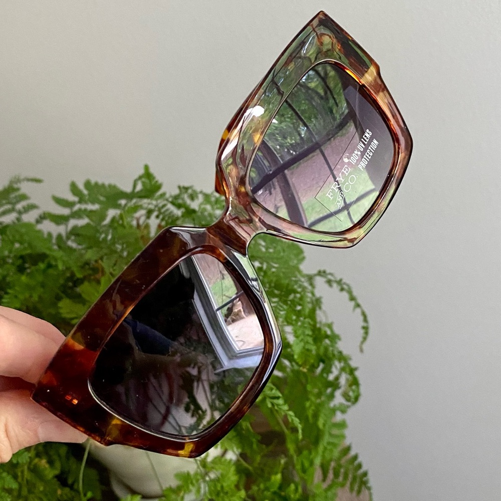 FRYE & CO Oversized Square Tortoise Shell Chunky Sunglasses 100% UV Protection
